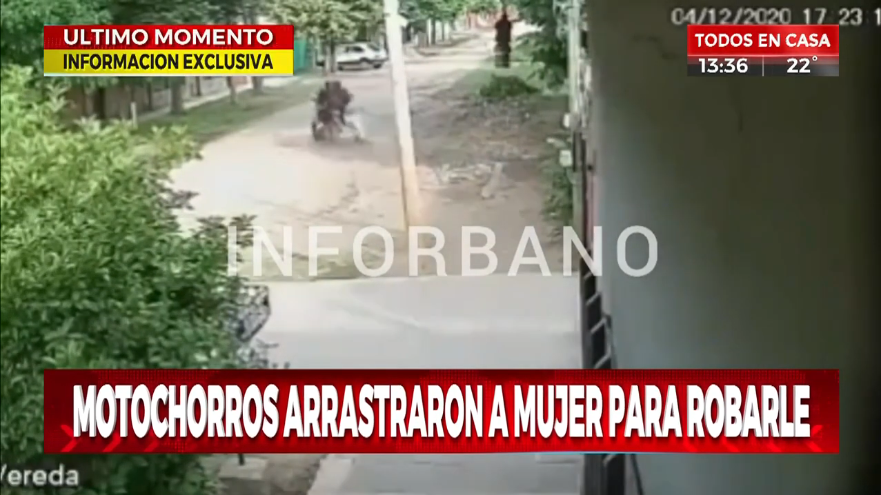 El robo fue captado por una cámara de seguridad, pero los delincuentes aún no fueron identificados. 