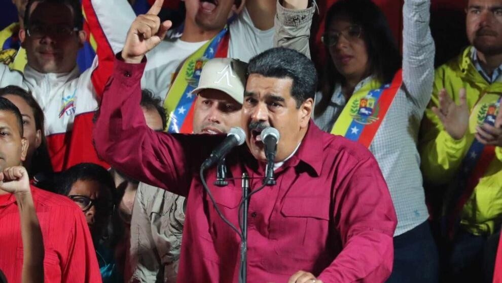 Maduro sufragó y aseguró que Venezuela entra en una 