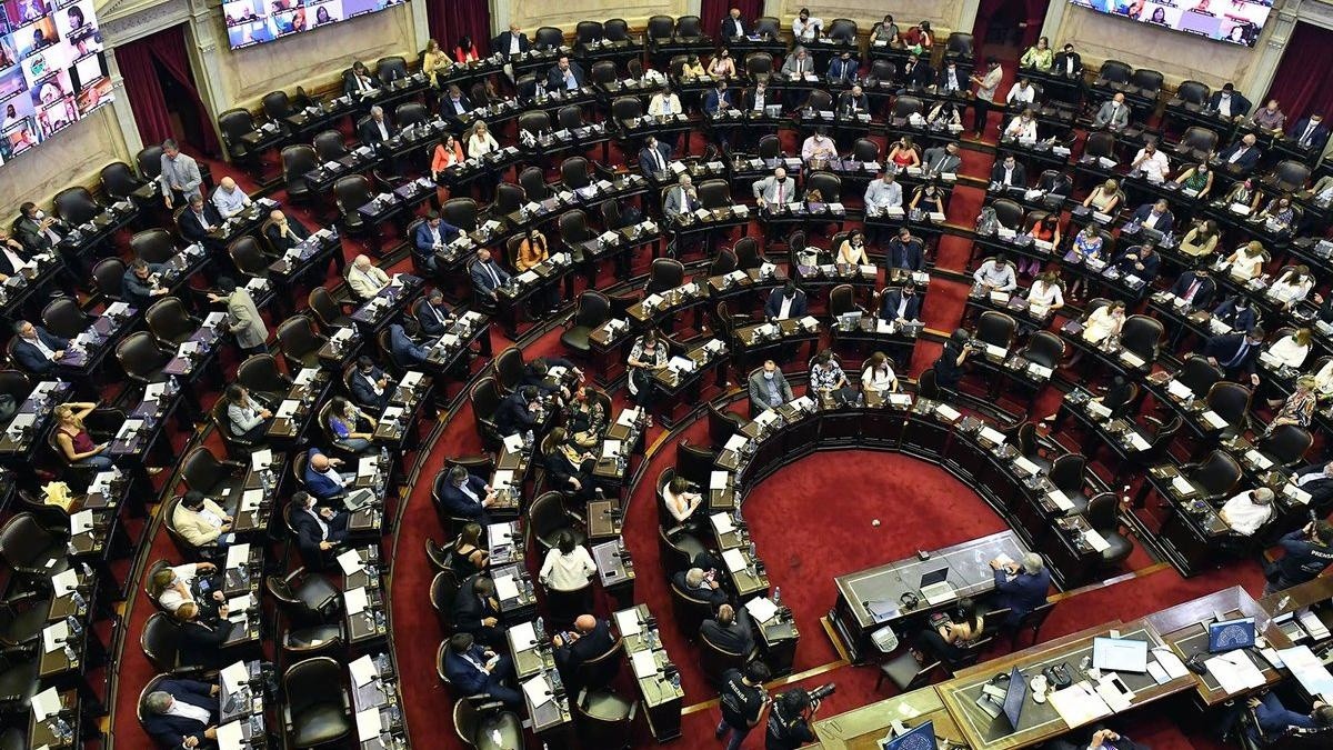  Diputados emitió dictamen sobre el Plan de los 1000 días.