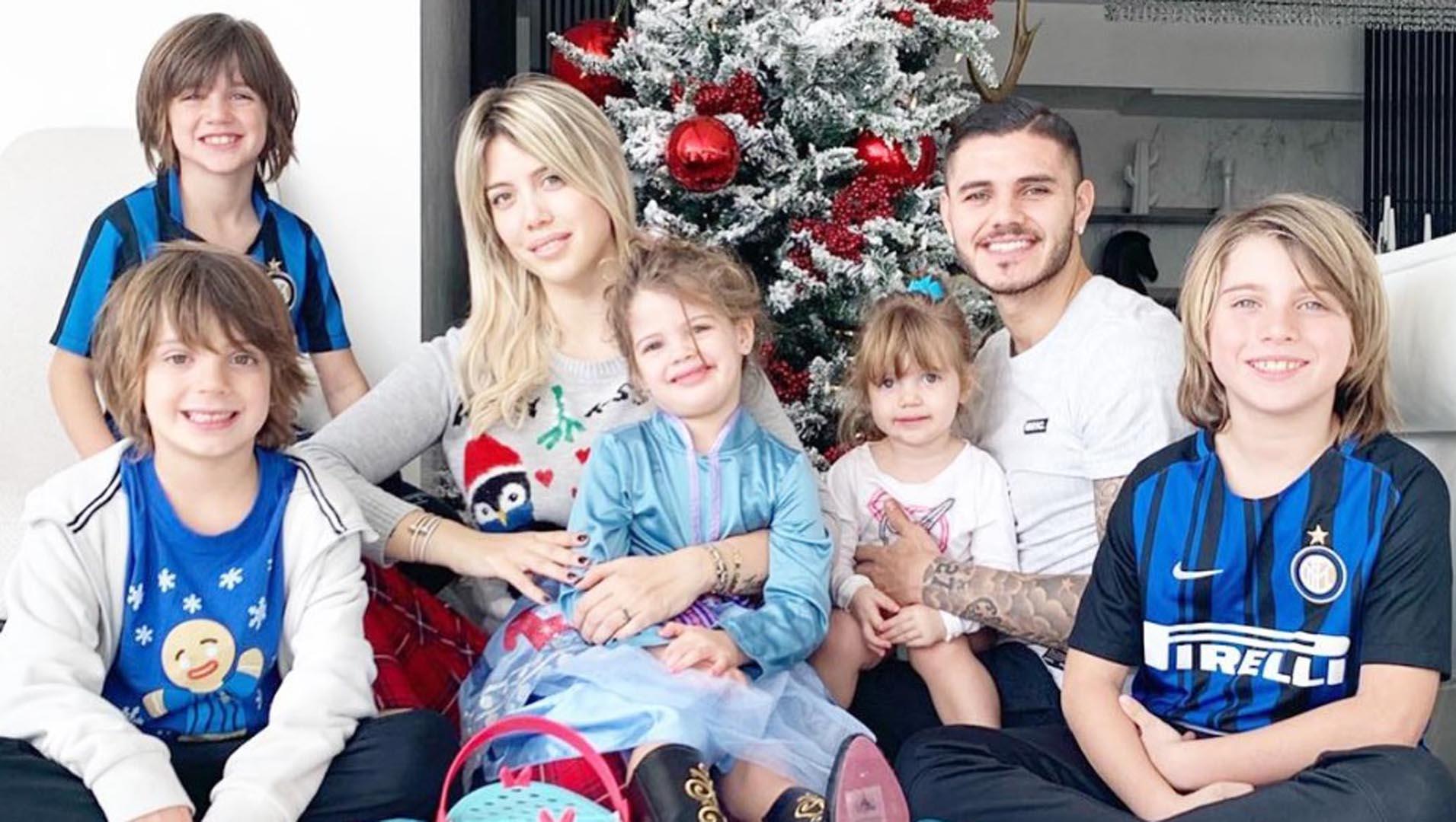 La familia Icardi-Nara volvió al país para celebrar las fiestas.