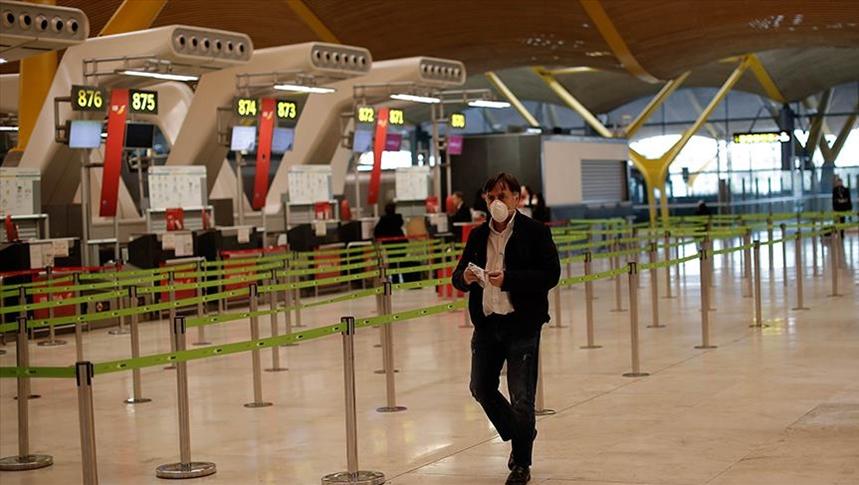 Los cuatro ciudadanos contagiados con esta nueva cepa llegaron a través del aeropuerto de Barajas-Madrid