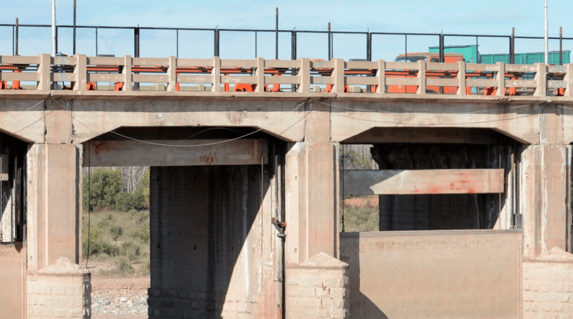 Un hombre de 63 años murió ahogado al ser arrastrado por la corriente del río Mendoza.