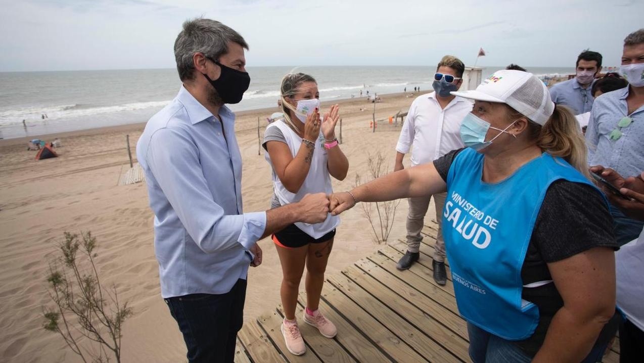 Matías Lammens de recorrido por los partidos de La Costa.