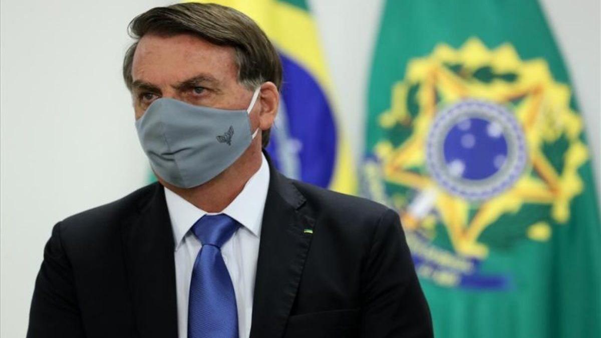 Jair Bolsonaro salta de polémica en polémica (Archivo).