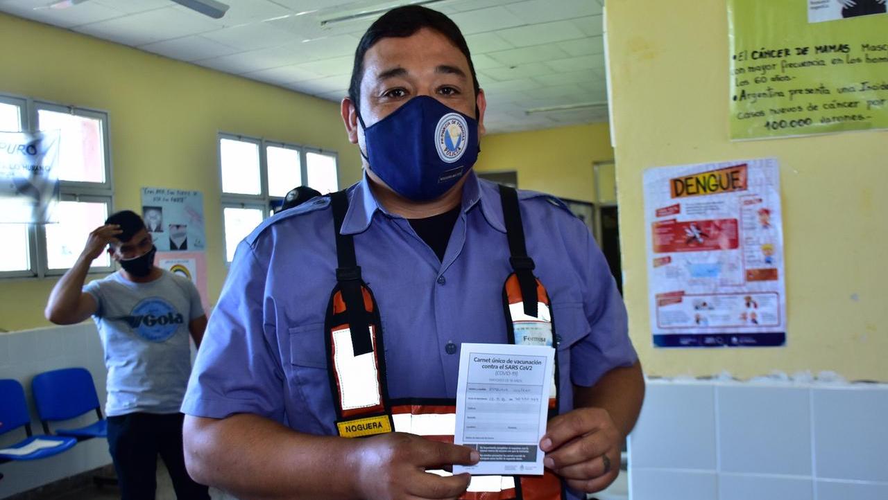 El personal de salud de la provincia fueron los primeros en recibir la vacuna contra el coronavirus.