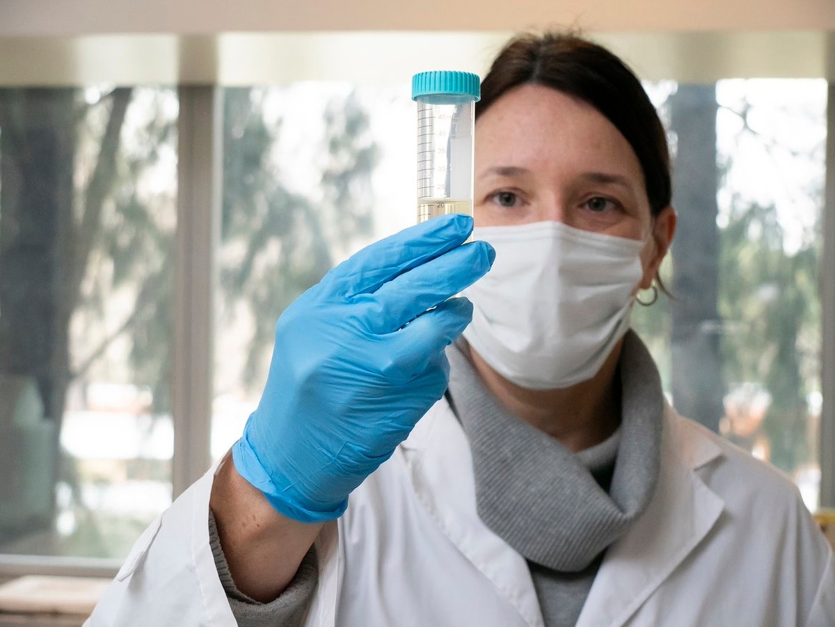 La comercialización del suero hiperinmune estará restringida a los hospitales.