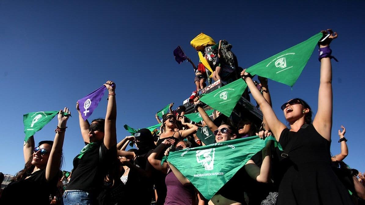 Movimientos feministas chilenos acompañarán el debate en la Cámara baja de ese país.