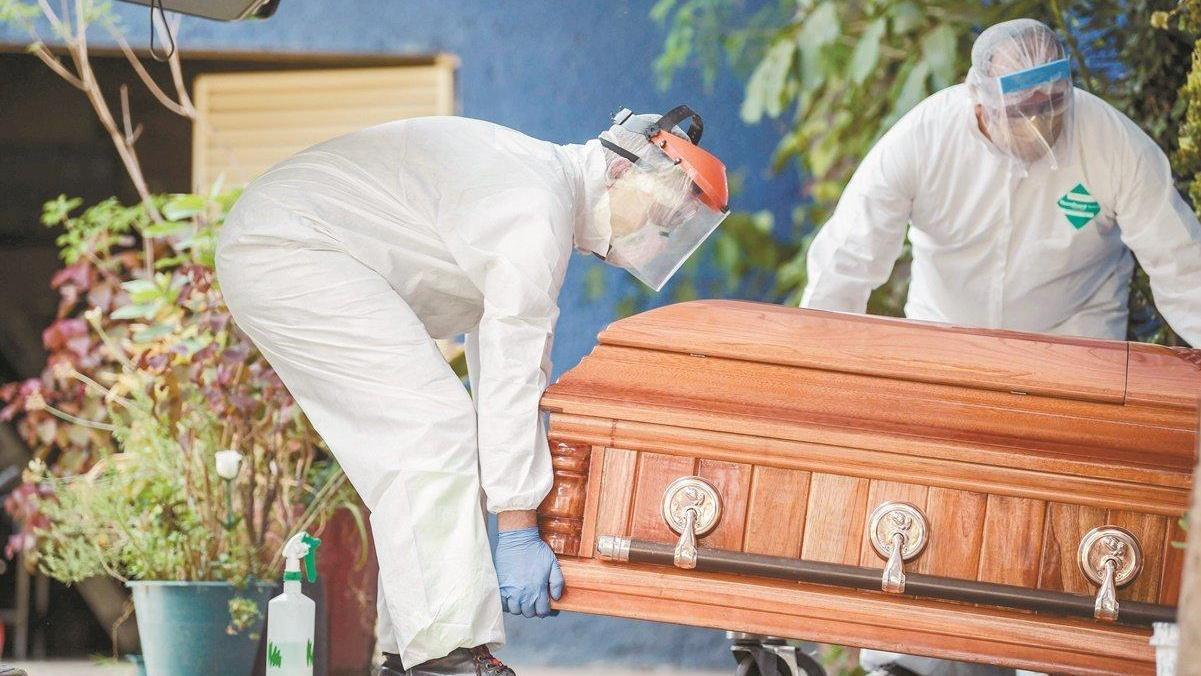 Un descuido en un funeral en México provocó una verdadera tragedia familiar provocada por el Covid-19. (Imagen Ilustrativa)