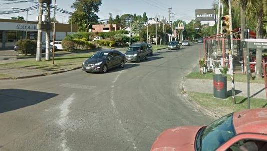 Los repartidores cortaron esta zona centríca de Castelar. 