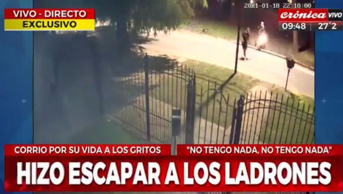 Otro hecho de inseguridad protagonizado por motochorros (Captura de TV).