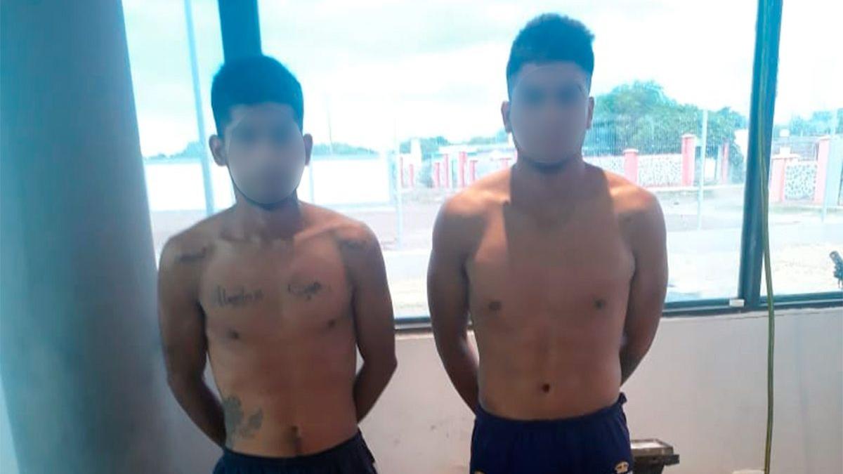 El DJ de la fiesta cladestina junto a su amigo y socio, detenidos. (Gentileza: Diario Panorama)