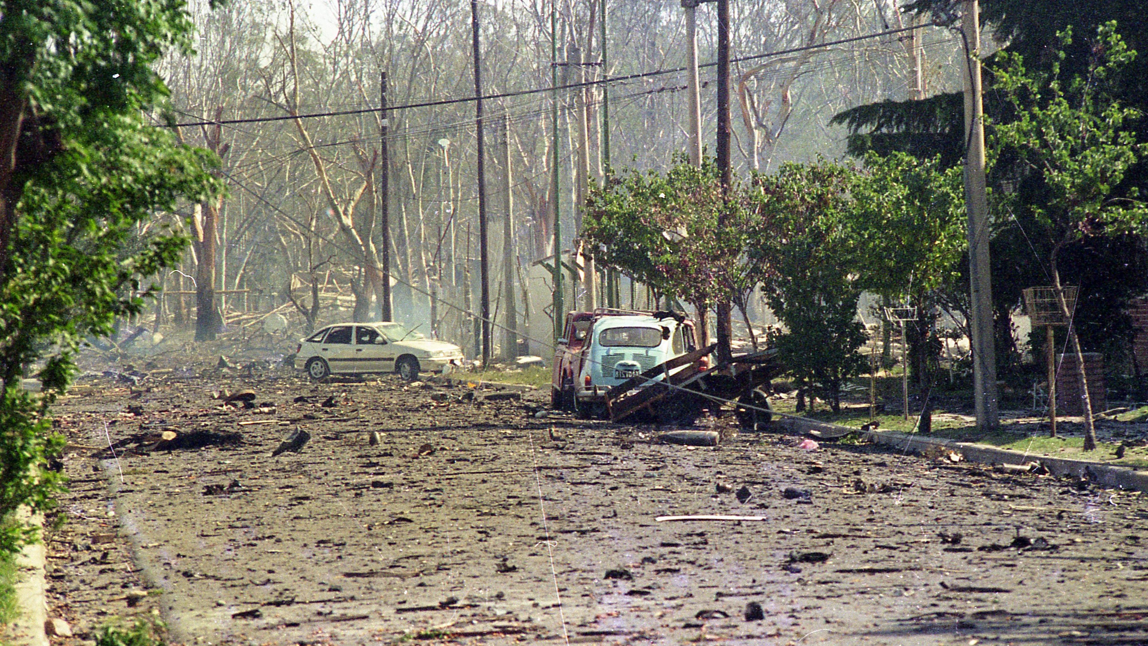 La explosión en 1995 dejó 7 muertos, más de 300 heridos y graves daños materiales en la ciudad cordobesa (Télam/Archivo).