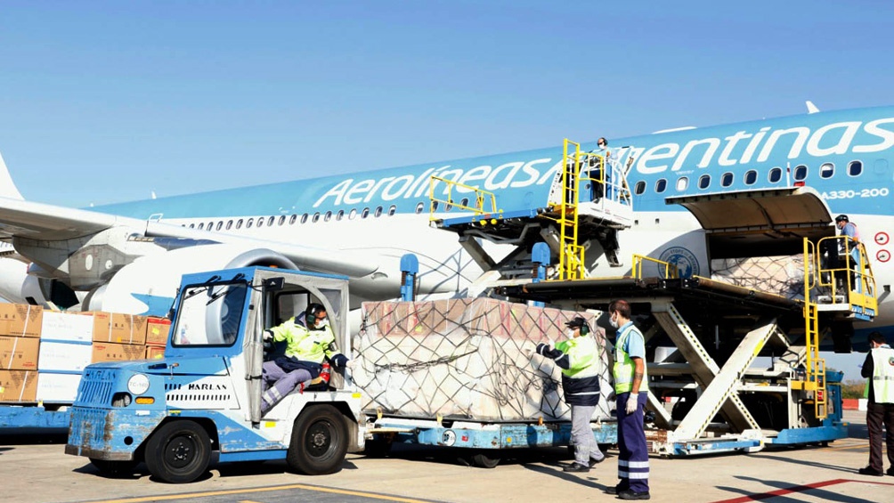 El Airbus 330-200 despegó desde China ayer a las 5.50 hora local (las 18.50 de Argentina) rumbo a la escala en Madrid (Télam).