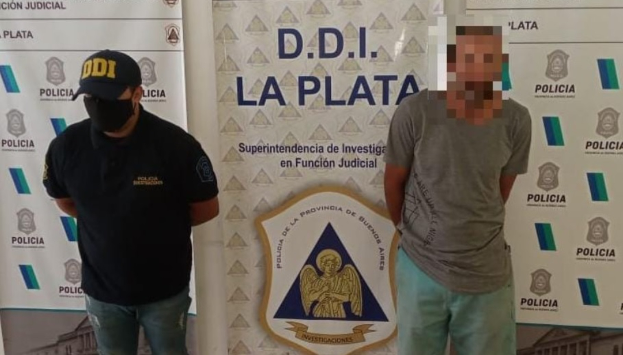 Este es el delincuente que fue detenido por haber herido a la víctima a cuchilladas en un asalto.