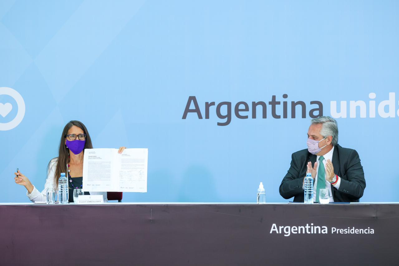 ACTO EN EL MUSEO DEL BICENTENARIO DE CASA DE GOBIERNO.