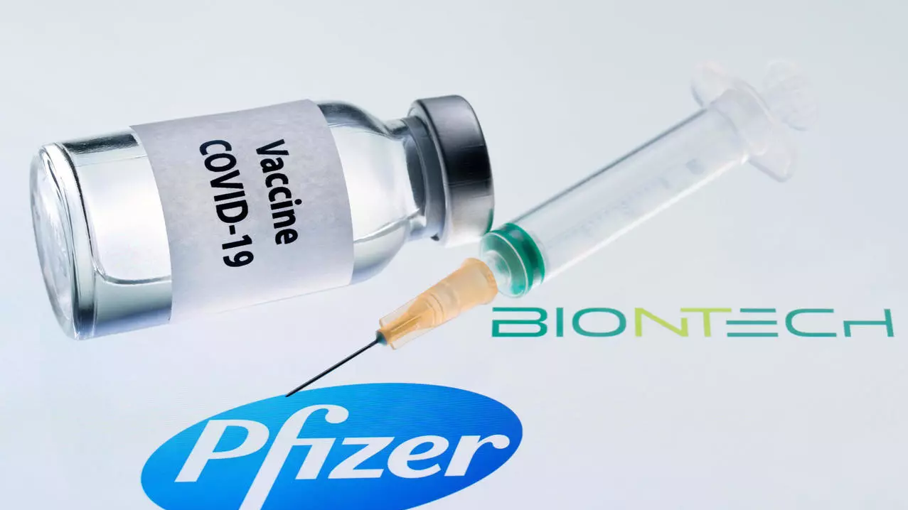 El 40 % de los israelíes ya recibió las dos dosis de la vacuna de Pfizer-BioNTech.