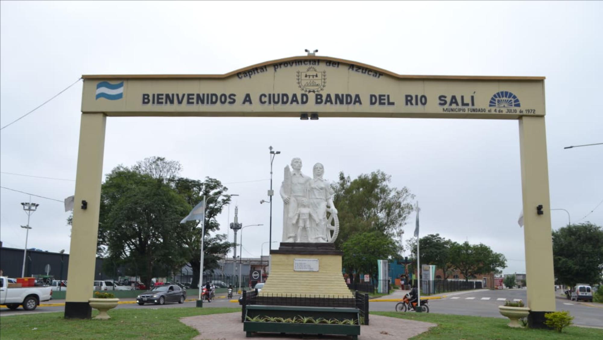 Inspectores de tránsito del municipio de Banda del Río Salí, en Tucumán, fueron grabados arreglando una coima con un automovilista.