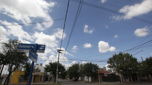 Un obrero murió electrocutado mientras reparaba semáforos en San Luis.