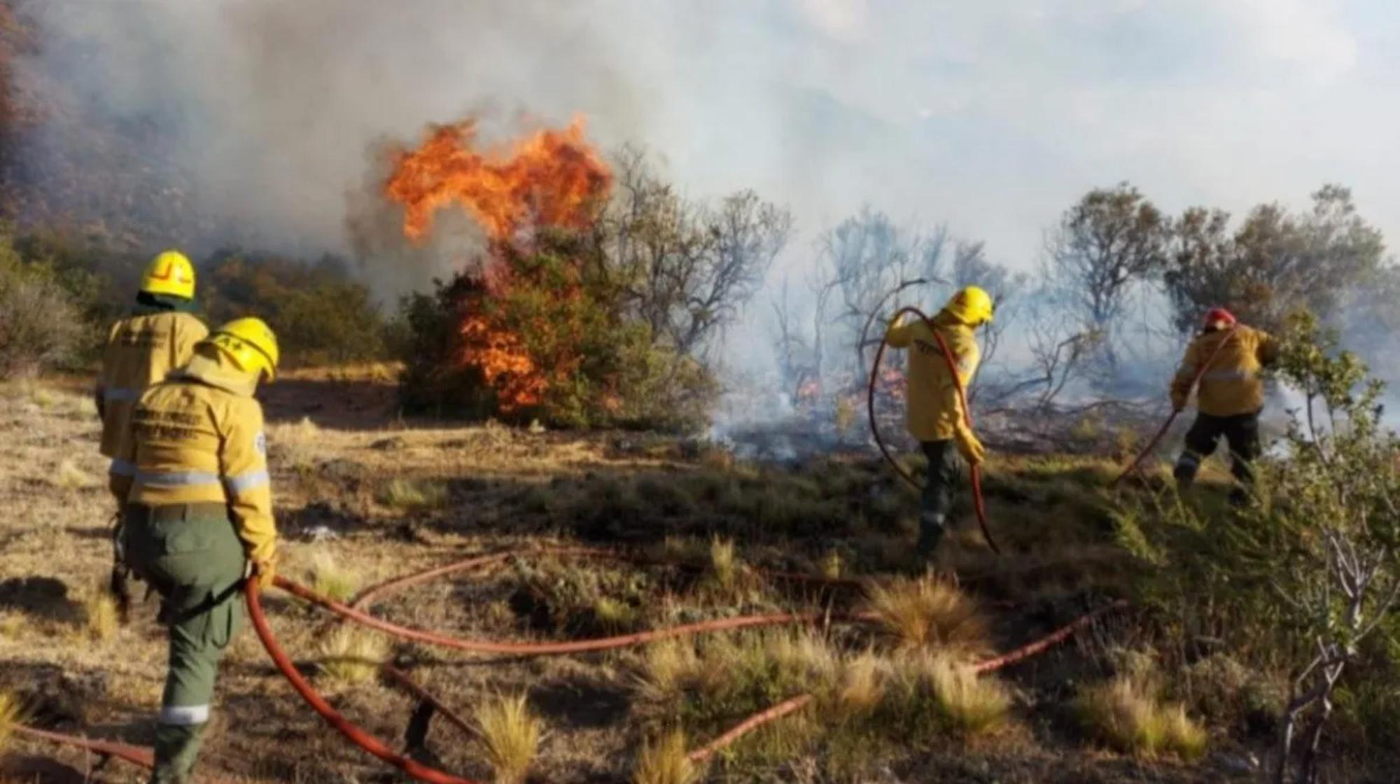 Los incendios en Chubut siguen fuera de control.