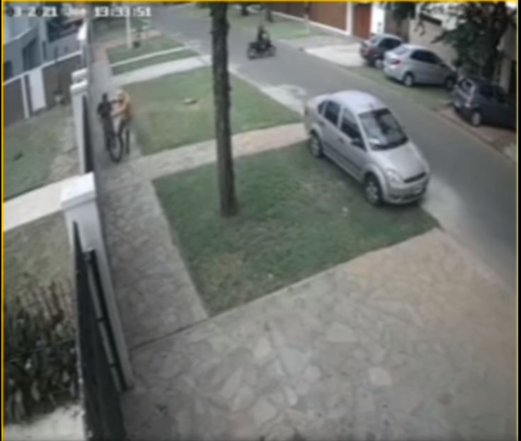 Delincuente golpeó a nene de 11 años para robarle la bicicleta. 