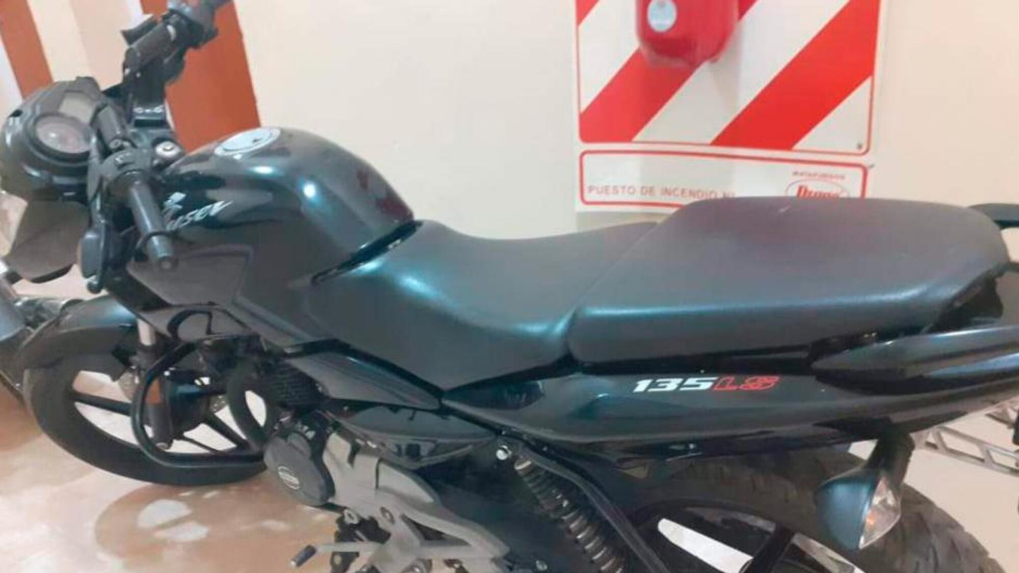 La motocicleta robada fue recuperada y devuelta a su dueño (Gentileza El Liberal). 