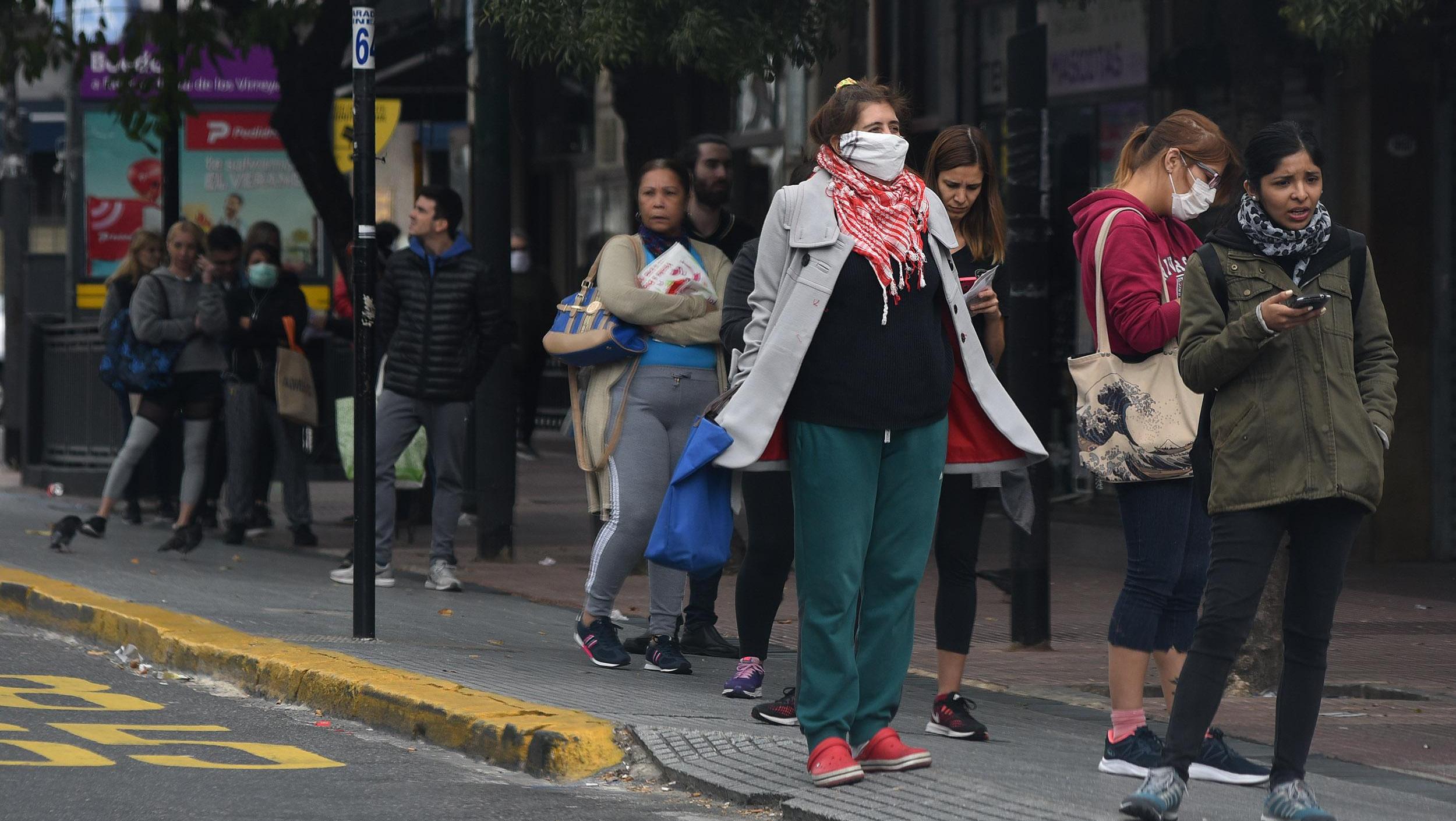 El gobierno anunciará restricciones para contener el segundo brote de Covid-19 (Crónica/Jonatan Moreno). 