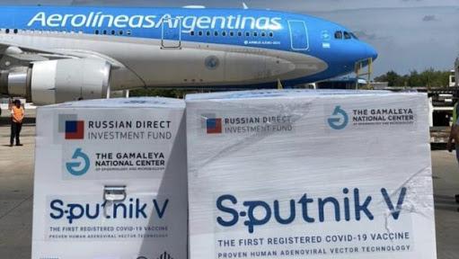 Llegó a Moscú el noveno vuelo de Aerolíneas Argentinas para traer más vacunas Sputnik V.