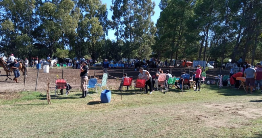 Insólito: en Bahía Blanca realizaron un festival clandestino de doma y jineteada en una quinta