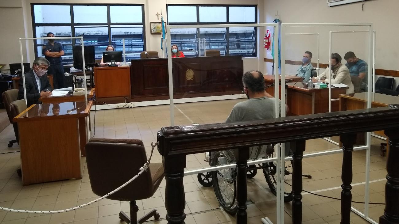 El juicio por el robo del televisor se lleva a cabo en los tribunales de Quilmes.