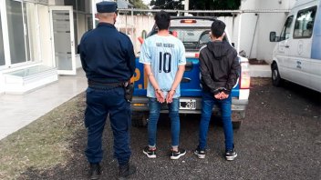 Los hombres detenidos, también está tras las rejas madre de los chicos