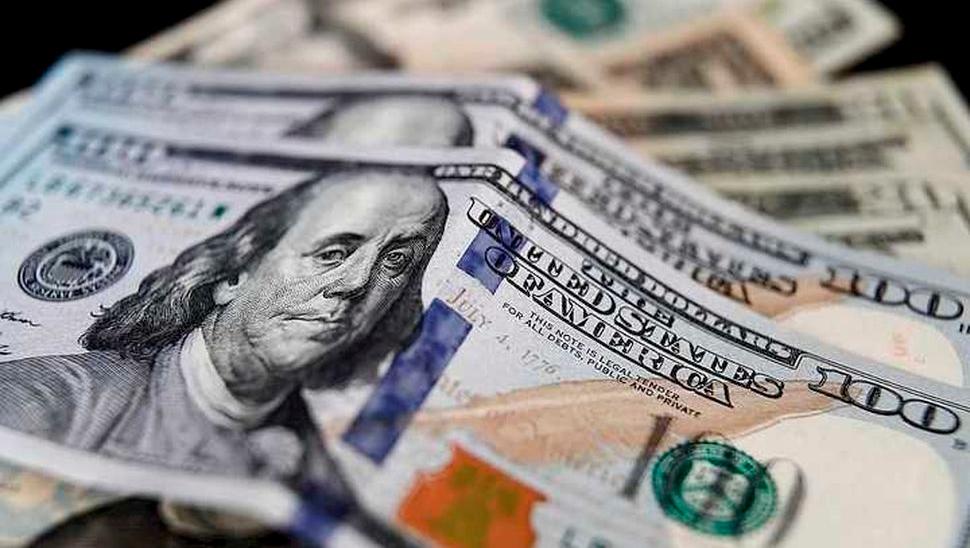 El dólar oficial cerró a $ 98,59 y el 