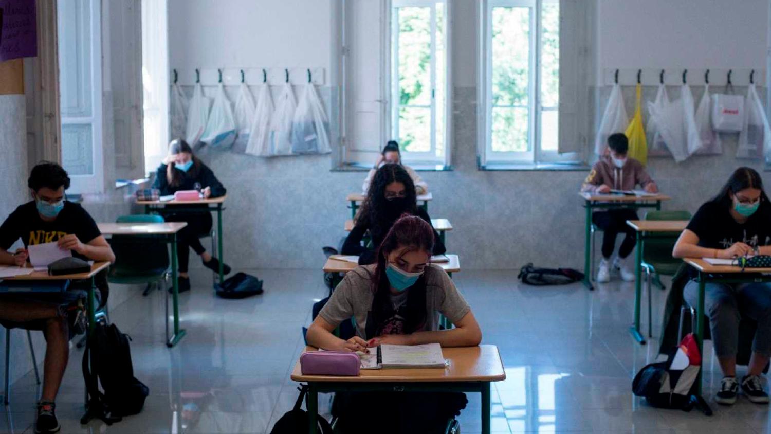 Por el fallo de la justicia porteña, en la Capital Federal continúa habiendo clases en las aulas.