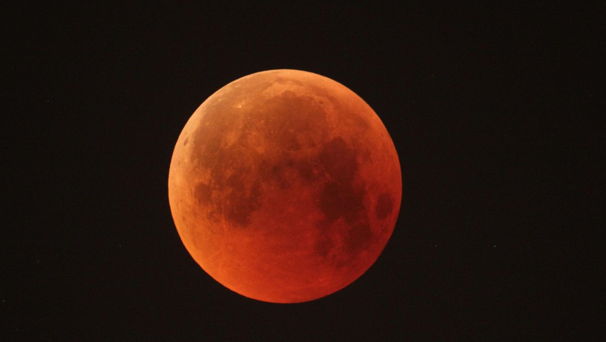 El próximo 26 de mayo, una superluna será protagonista de un fenómeno que se podrá apreciar en gran parte del mundo. 