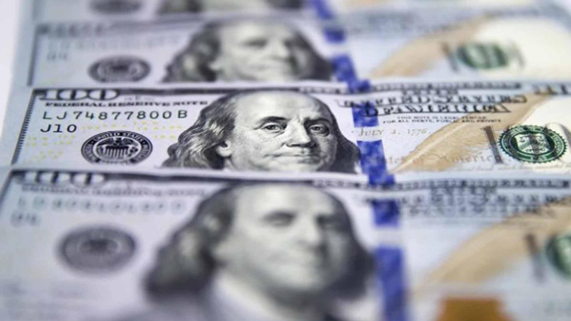 El dólar subió 9 centavos en la semana y el 