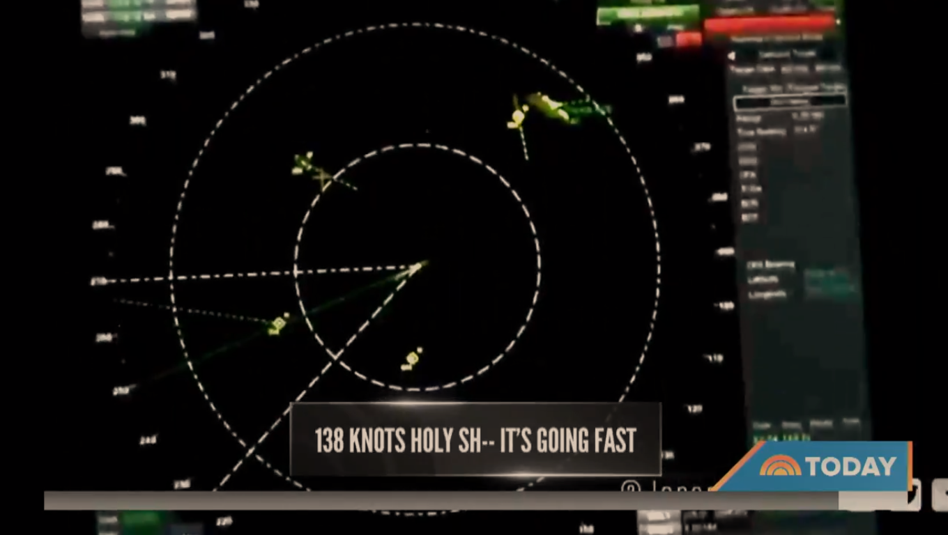 Un cineasta de Estados Unidos afirmó haber reconocido OVNIS a través de un radar rondando cerca de un buque de la Armada.