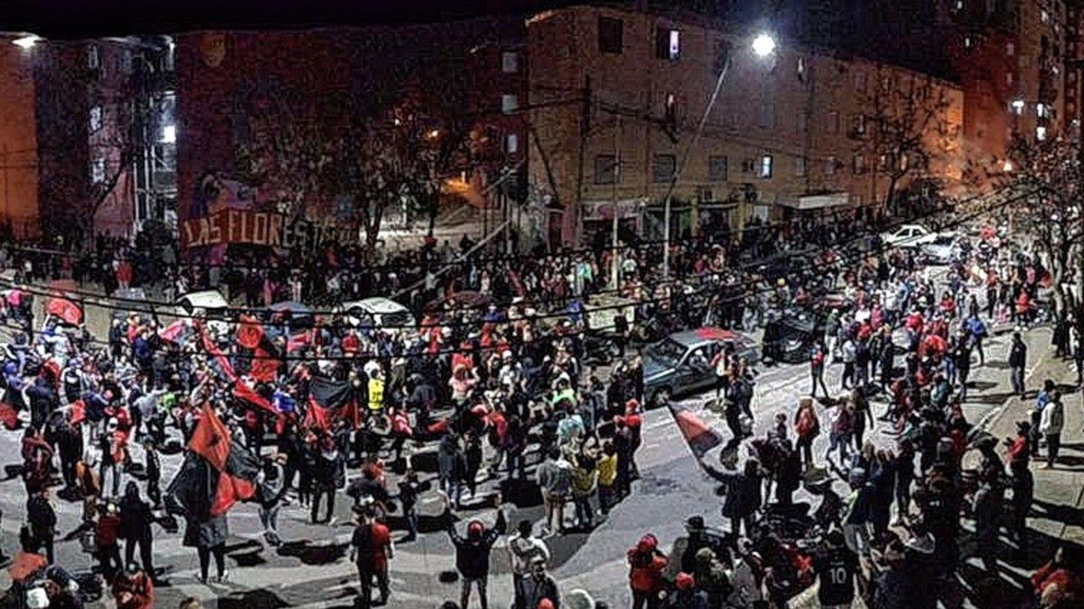 Colón salió campeón por primera vez en su historia hace 11 días y los hinchas del Sabalero se volcaron a la calle.