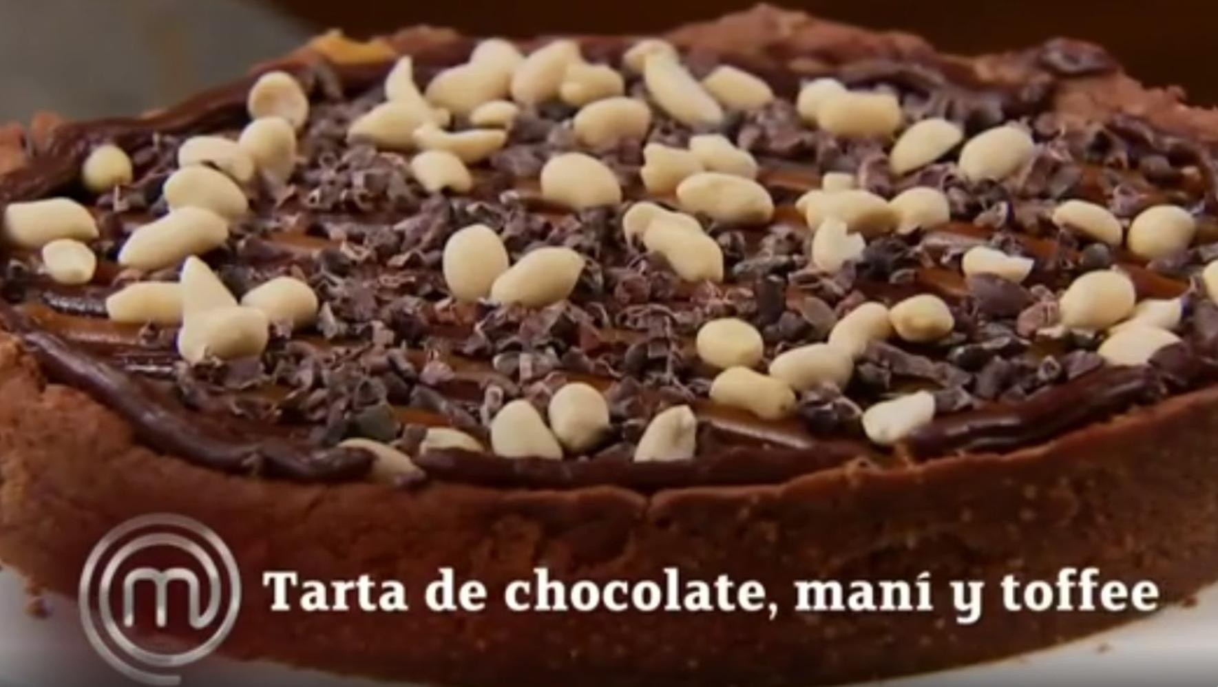 Cómo hacer la torta de chocolate, maní y toffee que dejó afuera a Cande Vetrano.