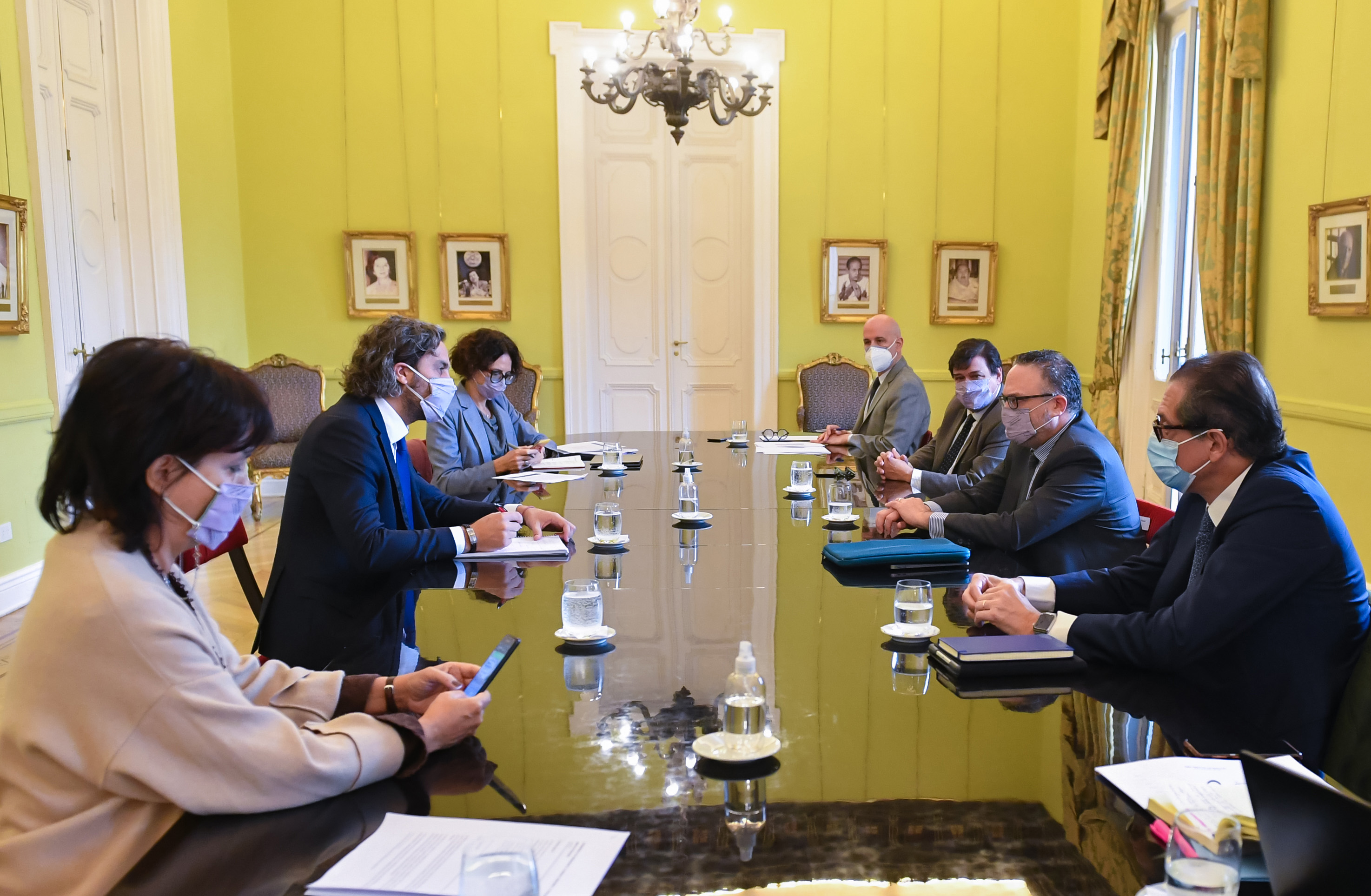 Cafiero, Marcó del Pont, Todesca, Guzmán y Kulfas en Casa Rosada.