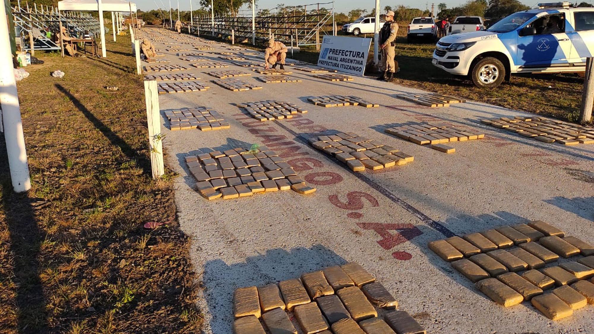 Secuestran más 5.300 kilogramos de marihuana.