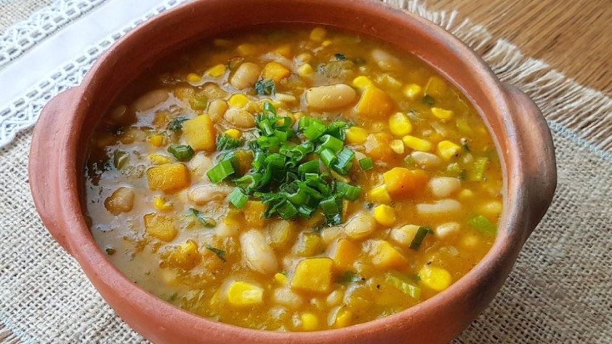 La receta para cocinar un locro exquisito en el Día de la Independencia.