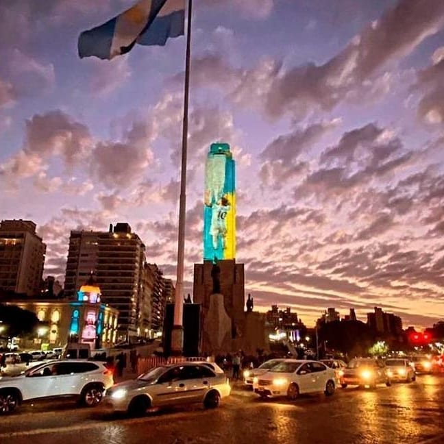 Monumento Messi Bandera