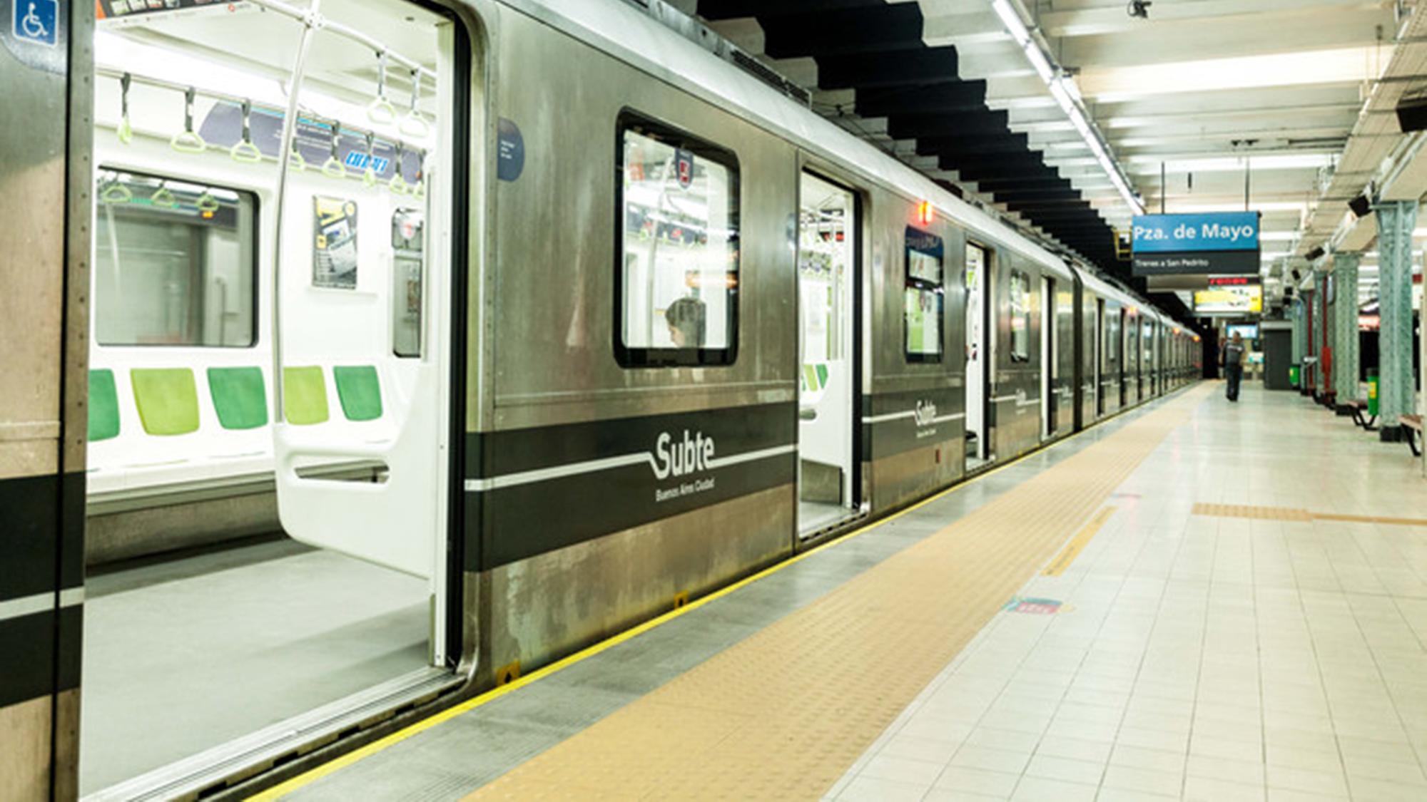 Covid, Ciudad y restricciones: reabrieron 10 estaciones de subte.