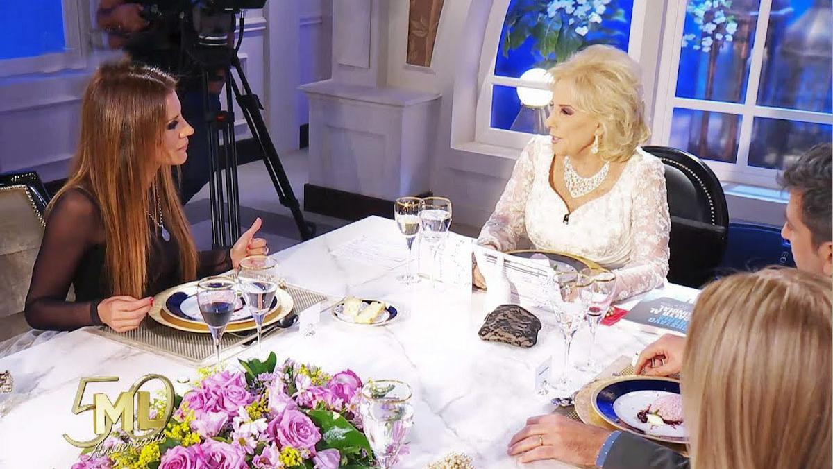 Natacha en el programa de Mirtha Legrand.