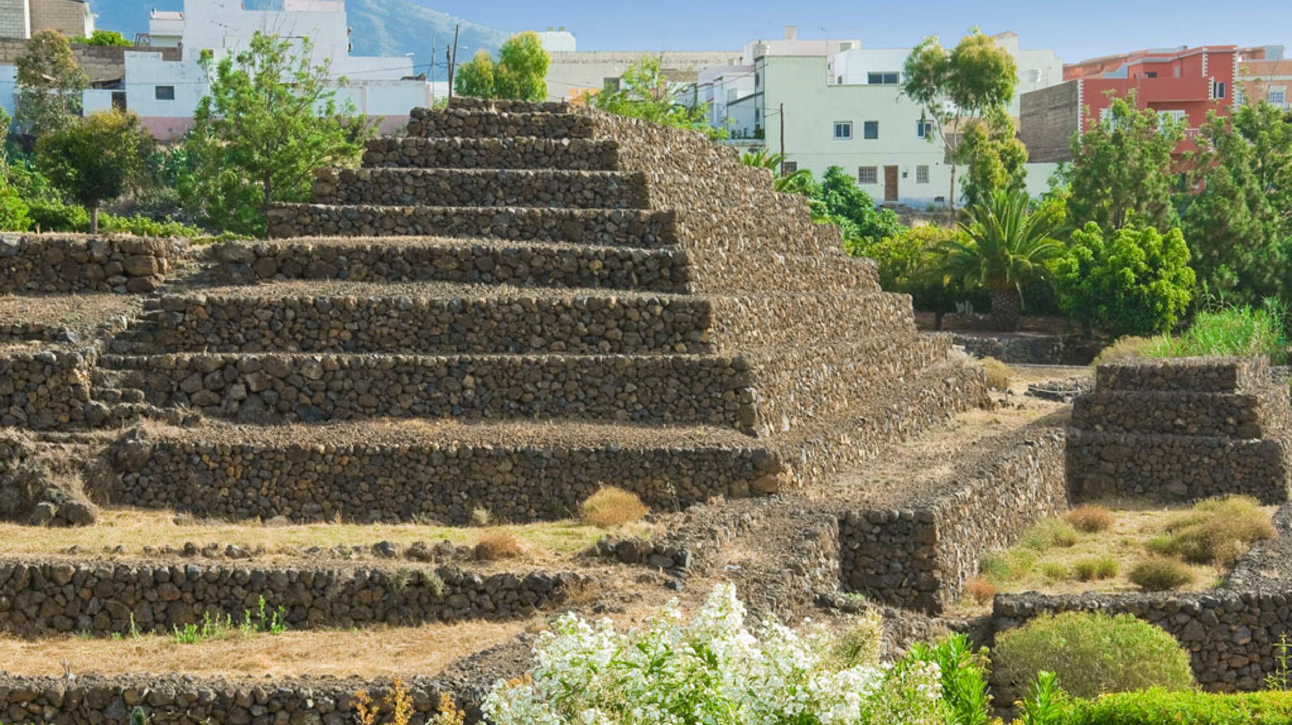 No se ponen de acuerdo sobre los orígenes de las pirámides de Güímar.