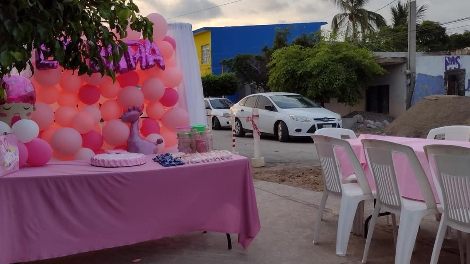 Compró todo para el baby shower de su bebé pero ninguno de sus invitados fue.