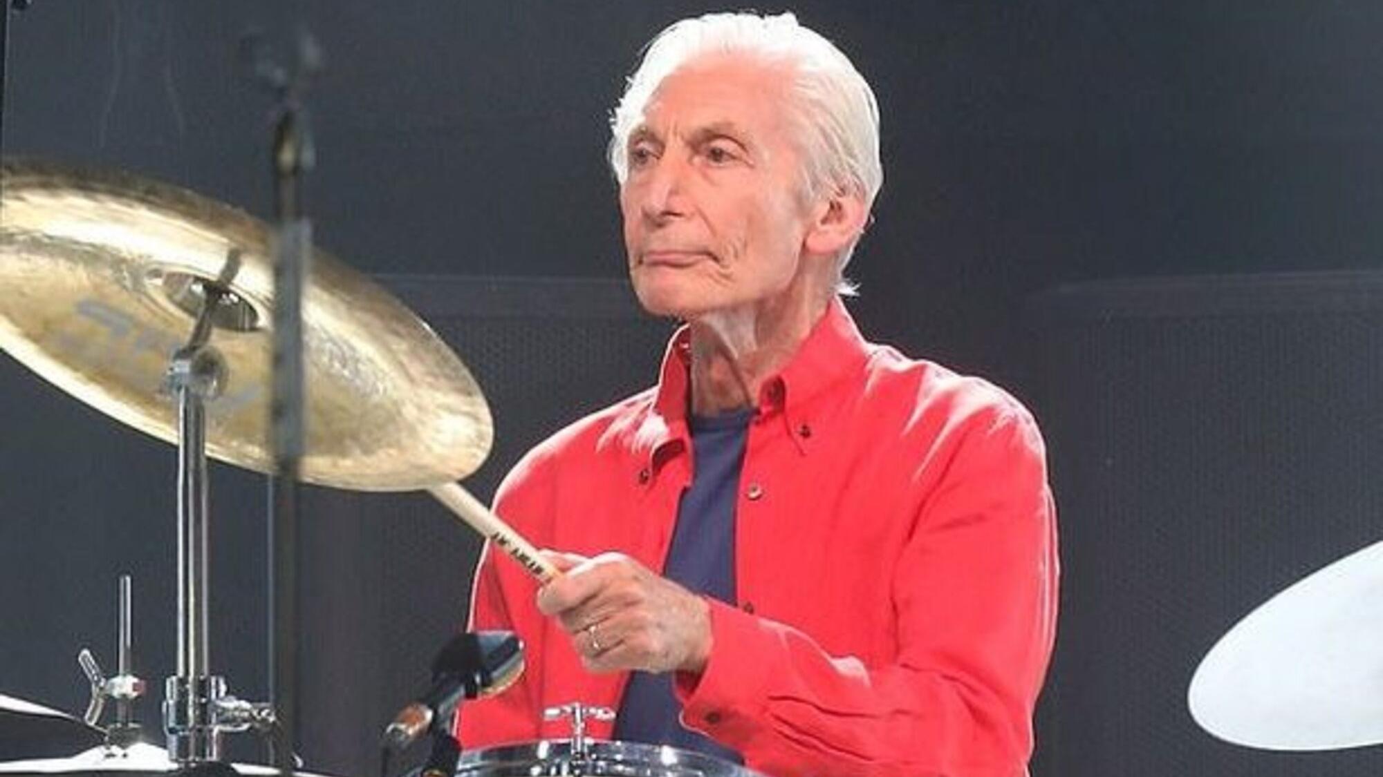 Charlie Watts, el histórico baterista de los Rollings Stones, no estará en la próxima gira del grupo. 