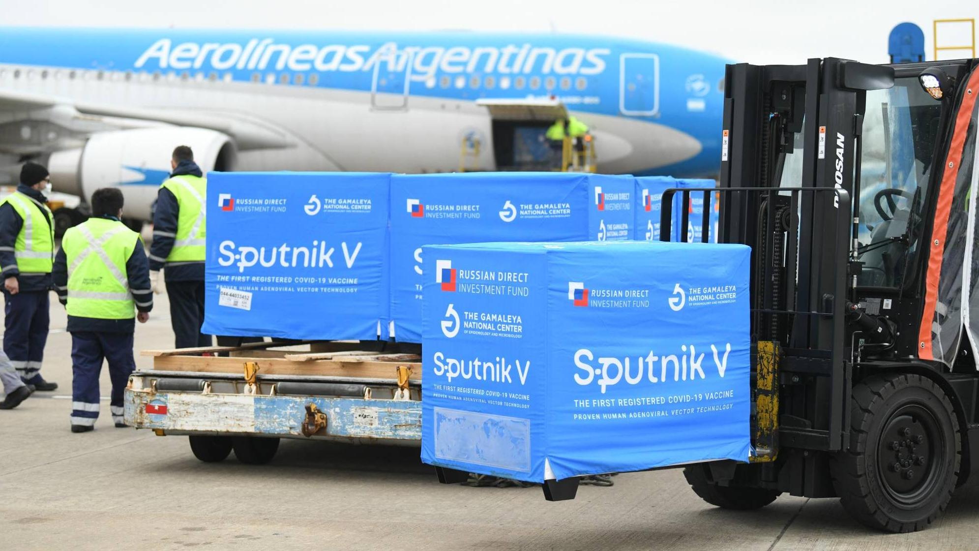 Llegaron 400 mil dosis de Sputnik V, componente 2 y Argentina superó las 43 millones de vacunas.