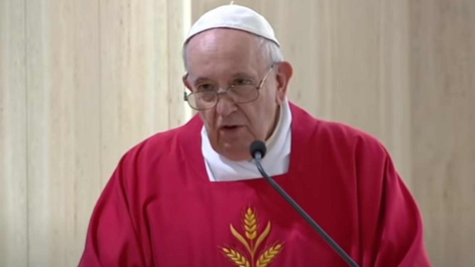 La carta con tres balas destinada al papa Francisco habría sido enviada desde Francia (Archivo).