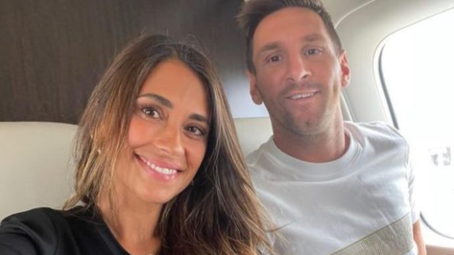 Lionel Messi y Antonella Rocuzzo inician su aventura en París (Twitter).