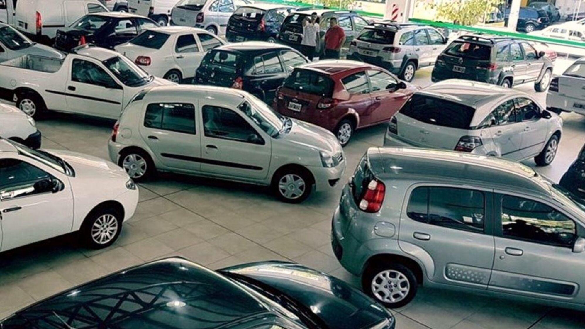 La crisis económica hace que muchos se inclinen por los coches usados.